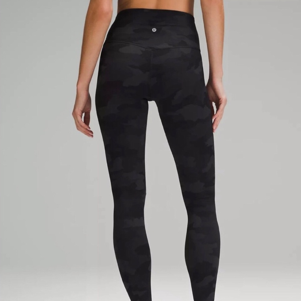 LULULEMON camo leggings